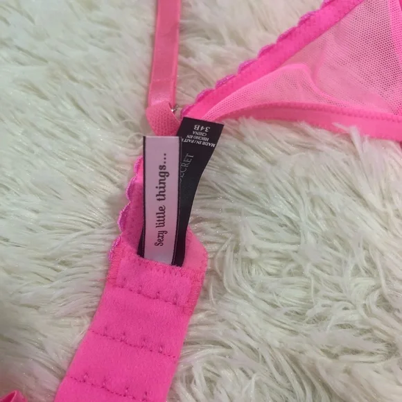 Victoria's Secret Pink Chemise with Ruffled Trim - Picture 6 of 6